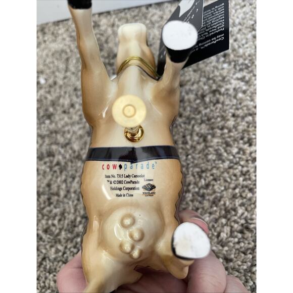 Cow Parade “Lady Camoolot” #7315 Carousel Figurine 2002 Retired Westland - Picture 5 of 9